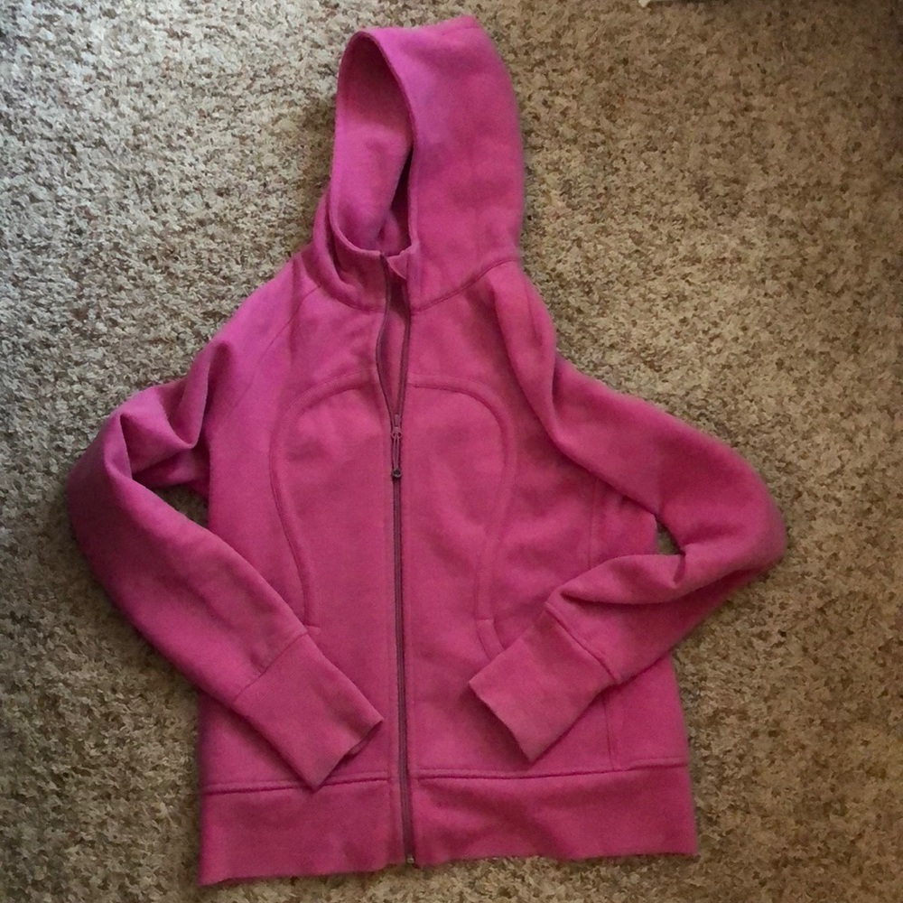 •SALE• ❤️Lululemon pink scuba sweater❤️